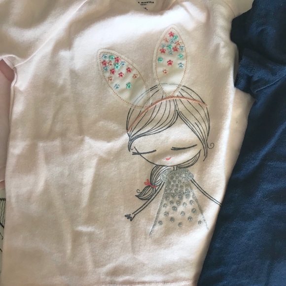 Large Lot Baby Gap 18-24 - Picture 2 of 7